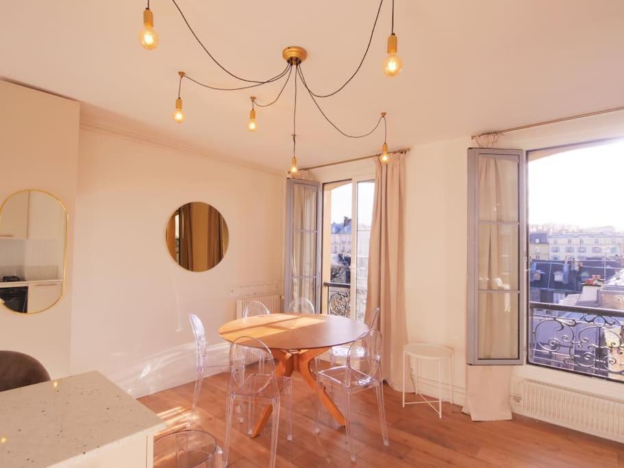 Charme Et Modernite Au Coeur Du Quartier St Louis Daire Versay Dış mekan fotoğraf